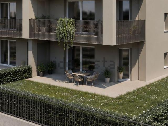 Appartamento in vendita di 113 m² in Via Sebino