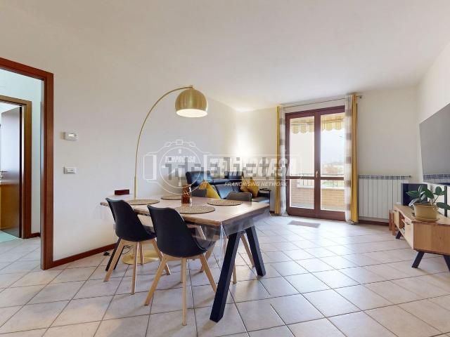 Appartamento in vendita di 113 m² in Via Sicilia