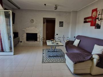 Appartamento in vendita di 113 m² in Via Pietro Antonio Locatelli, 2