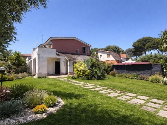 Appartamento in vendita di 113 m² in Via Raffaello, 16