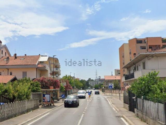 Appartamento in vendita di 113 m² in Via Tirino