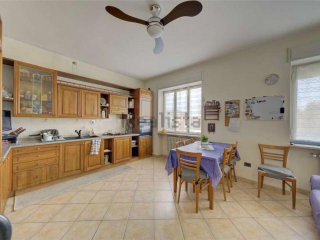 Appartamento in vendita di 113 m² in Viale Barbaroux, 25