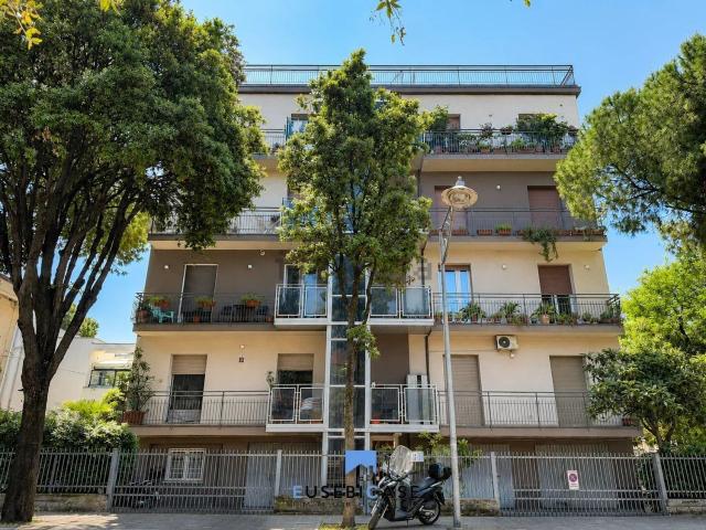 Appartamento in vendita di 113 m² in Viale Perseo, 4