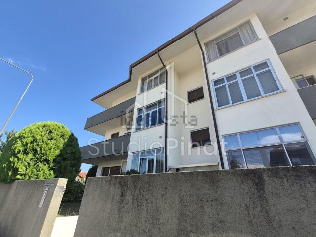 Appartamento in vendita di 113 m² in Viale San Daniele, 21