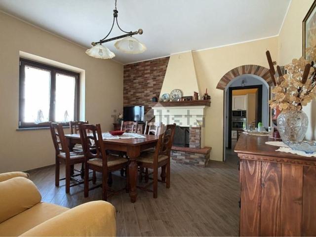Appartamento in vendita di 110 m² in Strada Valle Ferzetti, 23