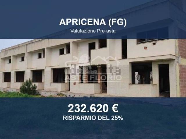 Appartamento in vendita di 1145 m² in Via Daunia