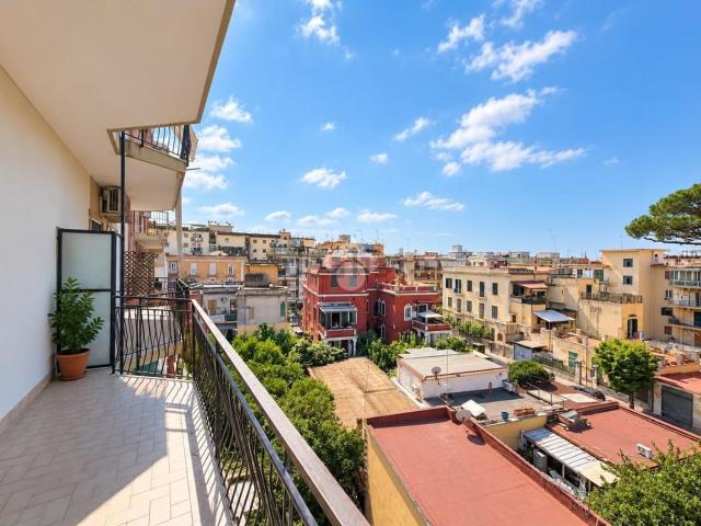 Appartamento in vendita di 114 m² in Traversa Leone, 3