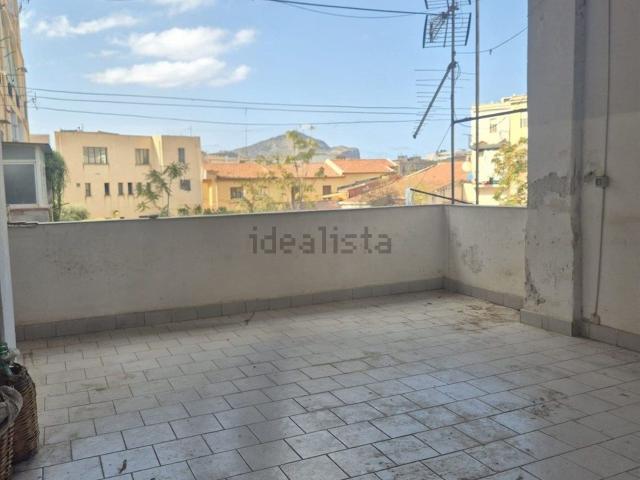 Appartamento in vendita di 114 m² in Via Carlo Gemellaro, 10