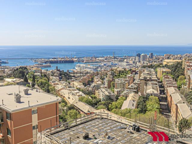 Appartamento in vendita di 114 m² in Via Carlo Montanari