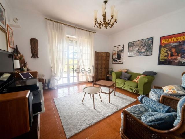 Appartamento in vendita di 114 m² in Via Alcide De Gasperi, 9