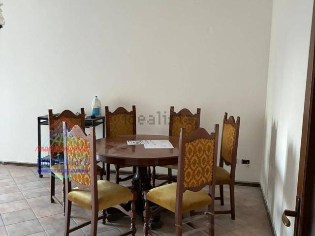 Appartamento in vendita di 114 m² in Via Bondenese, 84