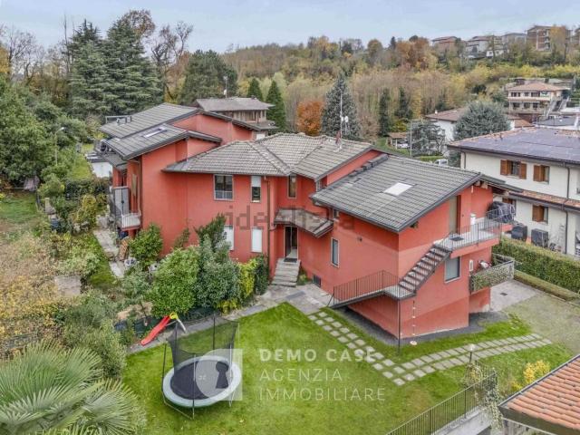 Appartamento in vendita di 114 m² in Via Baradello, 7