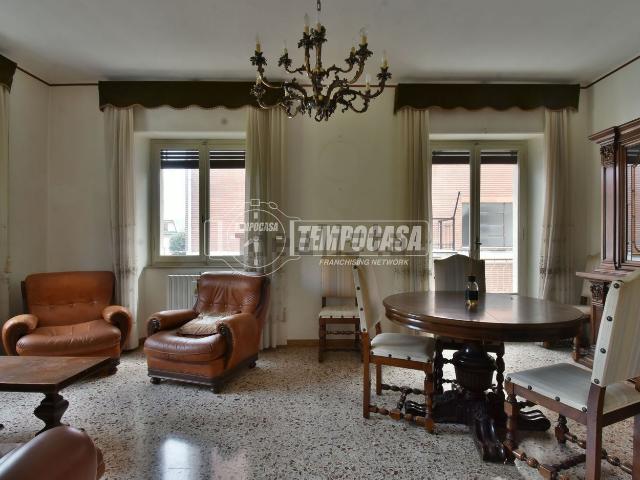 Appartamento in vendita di 114 m² in Via G. Di Vittorio, 1