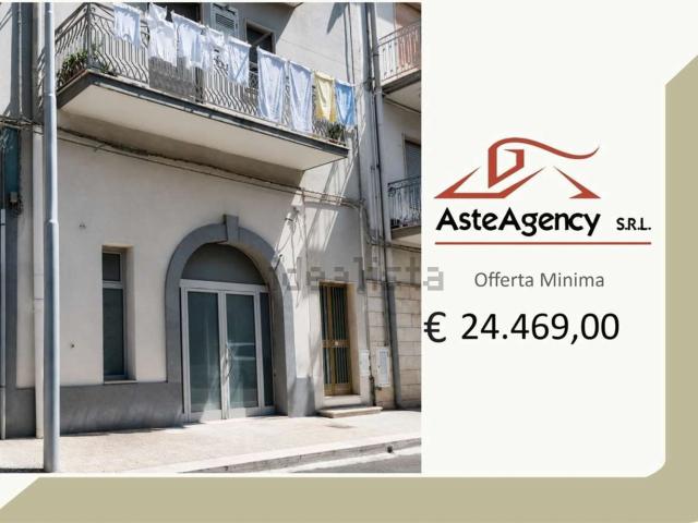 Appartamento in vendita di 114 m² in Via Gabriele D&apos Annunzio, 57