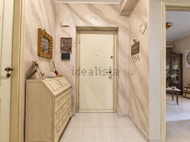 Appartamento in vendita di 114 m² in Via Galletti, 259