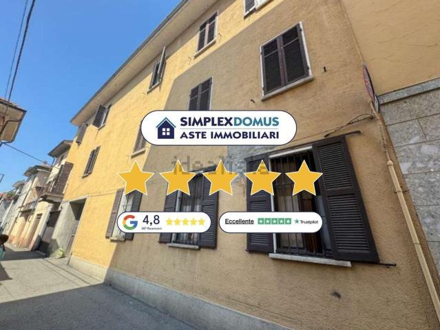 Appartamento in vendita di 114 m² in Via Giardini
