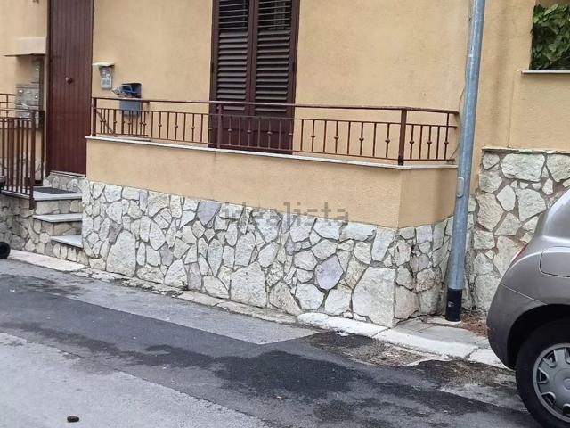 Appartamento in vendita di 114 m² in Via del Limone