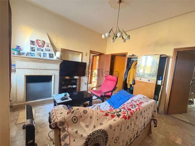 Appartamento in vendita di 114 m² in Via della Cometa