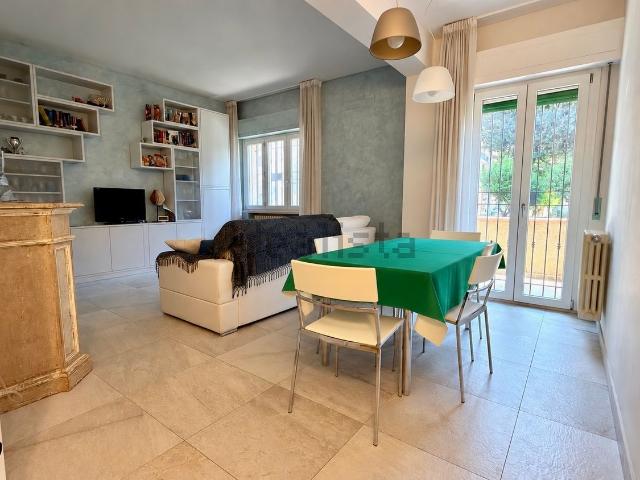 Appartamento in vendita di 114 m² in Via della Libertà