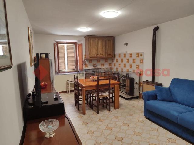 Appartamento in vendita di 114 m² in Via Fonte, 8