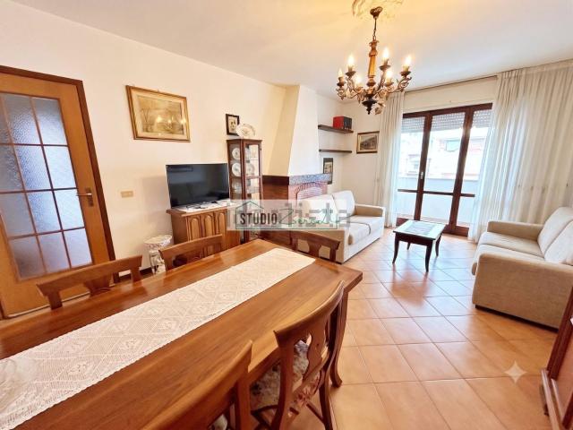 Appartamento in vendita di 114 m² in Via Federigi