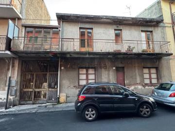 Appartamento in vendita di 114 m² in Via IV Novembre, 5