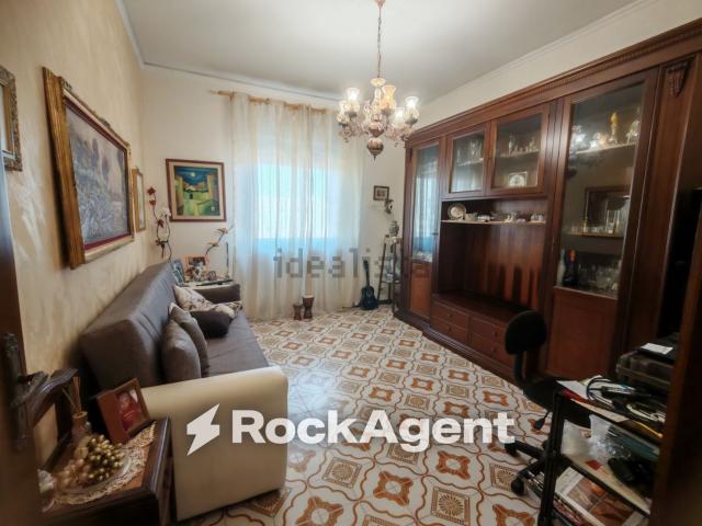 Appartamento in vendita di 114 m² in Via Luigi Vanvitelli, 105