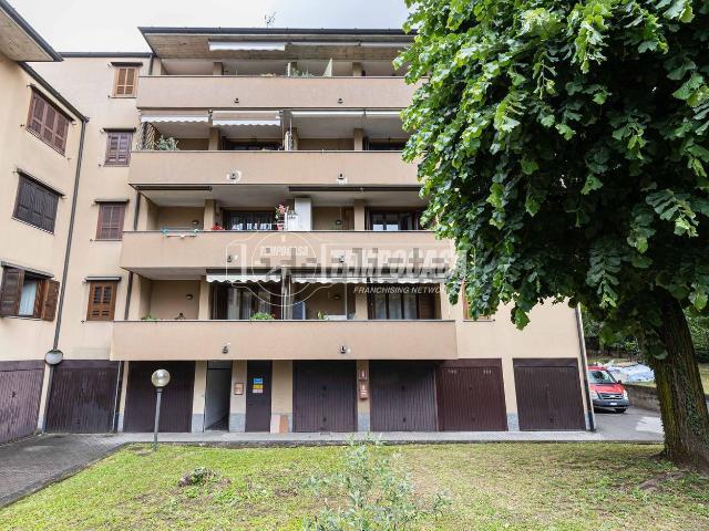Appartamento in vendita di 114 m² in Via Monte Rosa, 23