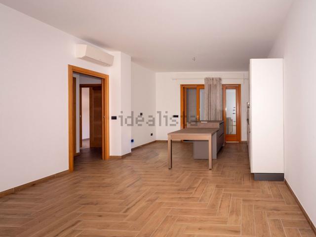 Appartamento in vendita di 114 m² in Via Michelangelo Buonarroti