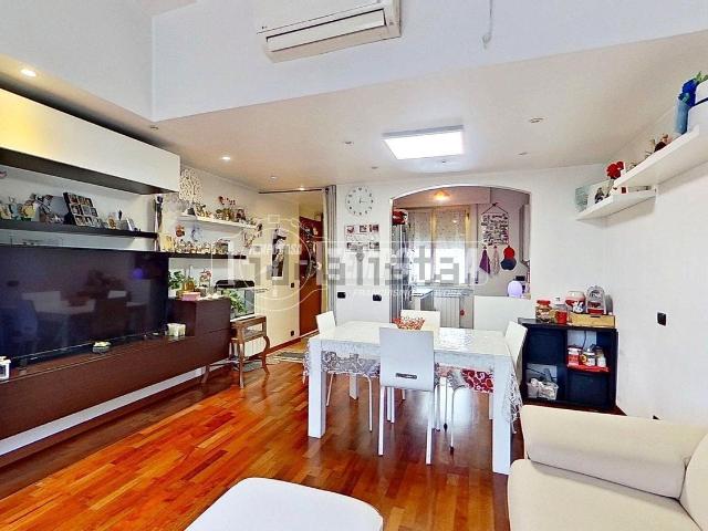 Appartamento in vendita di 114 m² in Via San Maurizio Al Lambro