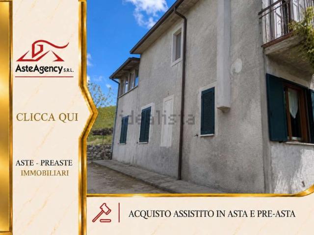 Appartamento in vendita di 114 m² in Via San Donato In Taviglione, 2