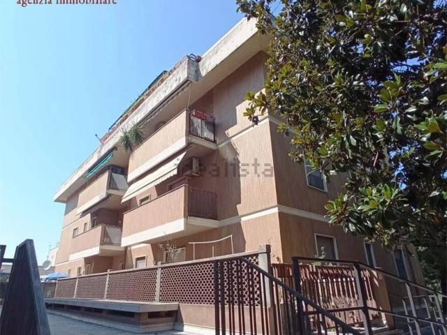 Appartamento in vendita di 114 m² in Via Sant&apos Anna, 1