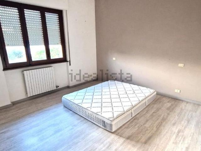 Appartamento in vendita di 114 m² in Via Santa Maddalena, 55041