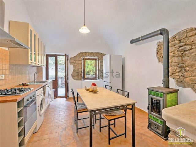 Appartamento in vendita di 114 m² in Via Santissima Annunziata