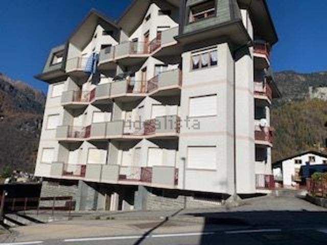 Appartamento in vendita di 114 m² in Via Pizzo Scalino
