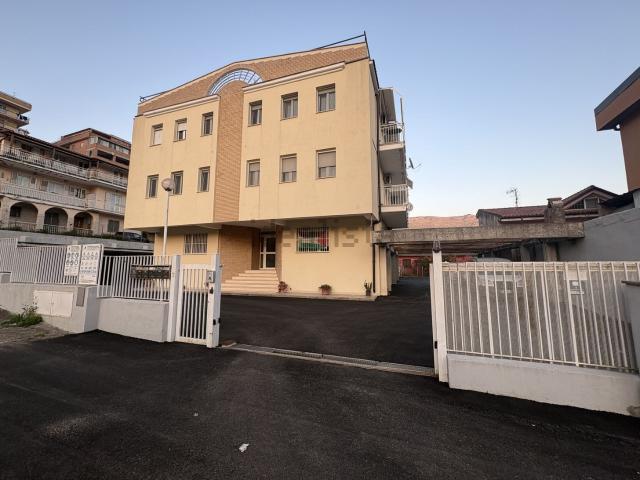 Appartamento in vendita di 114 m² in Via Professor Antonio Caradonna, 39
