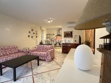 Appartamento in vendita di 114 m² in Via Udine