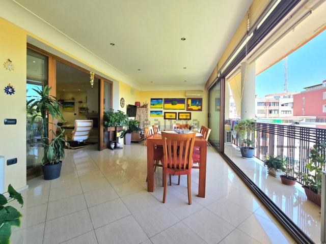 Appartamento in vendita di 114 m² in Via Vittorio Alfieri, 13