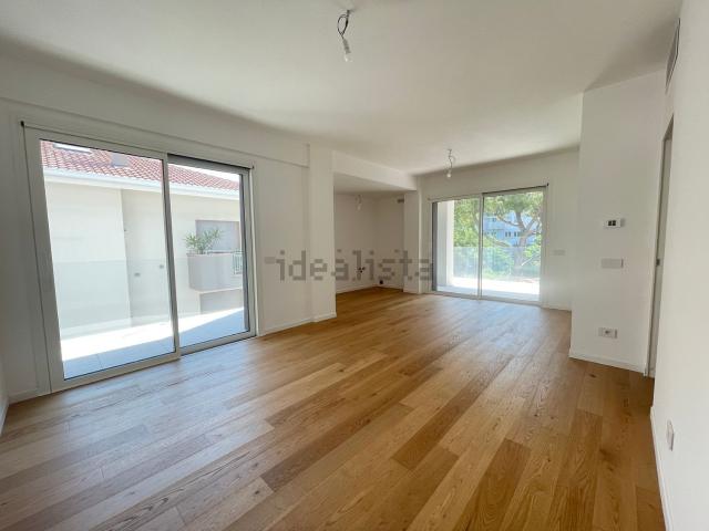 Appartamento in vendita di 114 m² in Viale Bassini
