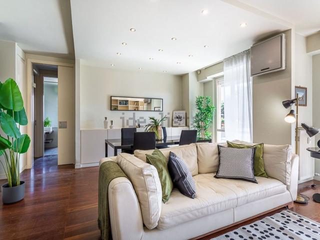 Appartamento in vendita di 114 m² in Viale della Grande Muraglia, 95