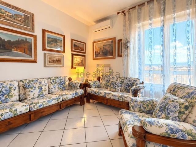 Appartamento in vendita di 114 m² in Viale Guglielmo Marconi, 116