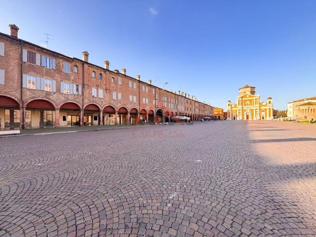 Appartamento in vendita di 114 m² in Piazza Martiri, 38