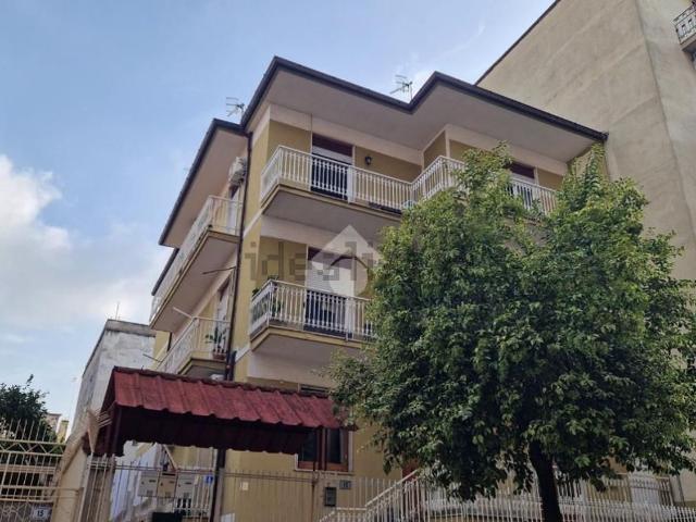 Appartamento in vendita di 115 m² in Traversa Croce San Sossio, 13