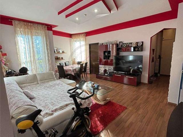 Appartamento in vendita di 115 m² in Via Comasinella, 97