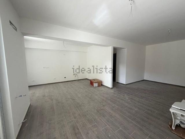 Appartamento in vendita di 115 m² in Via Consolare Pompea, 1283