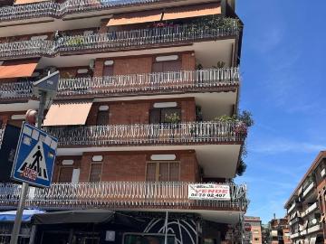 Appartamento in vendita di 115 m² in Via Costantino Lazzari, 26