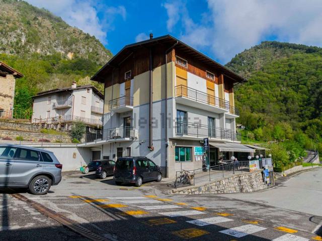 Appartamento in vendita di 115 m² in Via Cav. Antonio Dentella