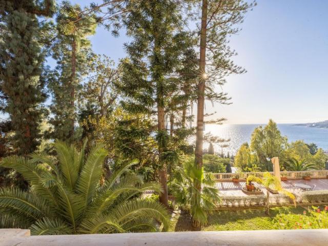 Appartamento in vendita di 115 m² in Via Cavour, 46