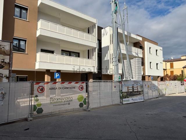 Appartamento in vendita di 115 m² in Via Caduti di Nassiriya