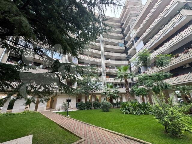 Appartamento in vendita di 115 m² in Via Camillo Rosalba